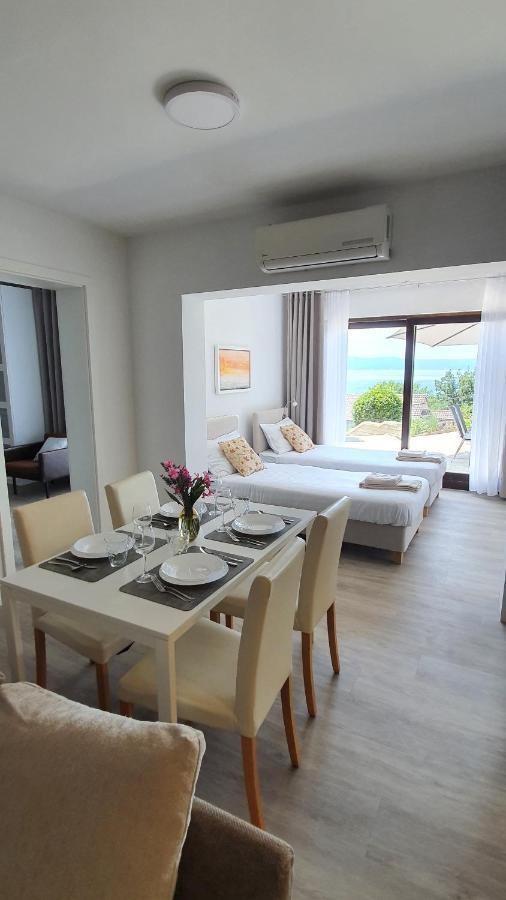Divine View Apartma نجيفيش المظهر الخارجي الصورة