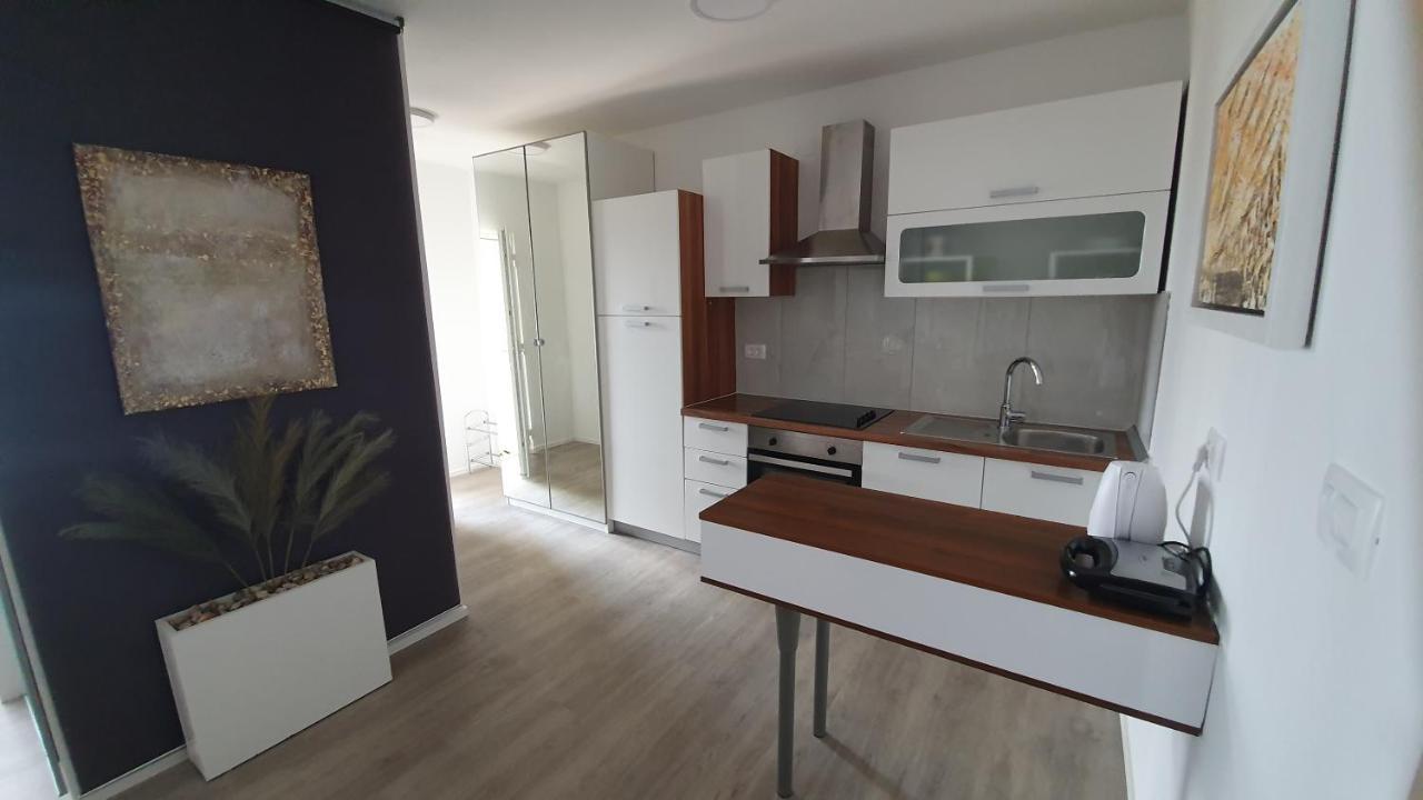 Divine View Apartma نجيفيش المظهر الخارجي الصورة
